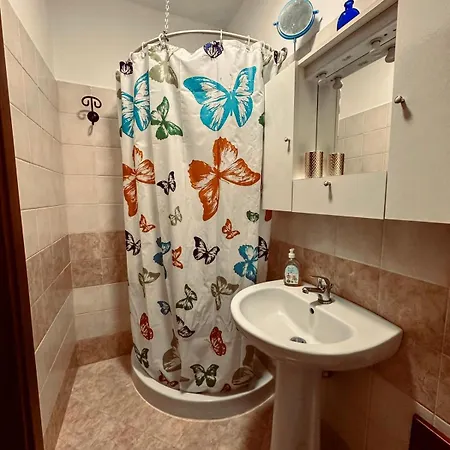 Centro Mare Aeroporto Di Palermo Wi-fi&self-check-in Apartment *